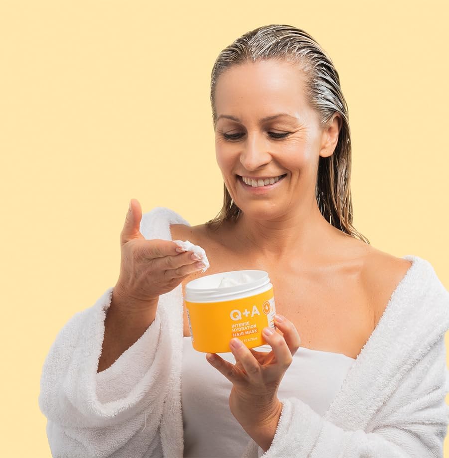 Intense Hydration Hair Mask (200Ml), Anti-Frizz Strengthening Hair Care, Deep Conditioning Treatment Hair Treatment for Dry, Damaged Hair, with Super Fruit Complex, Mango Butter and Shea Butter